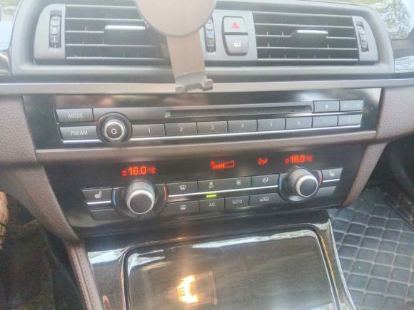 [上海·沪B] 二手宝马宝马5系2017款 525Li 豪华设计套装