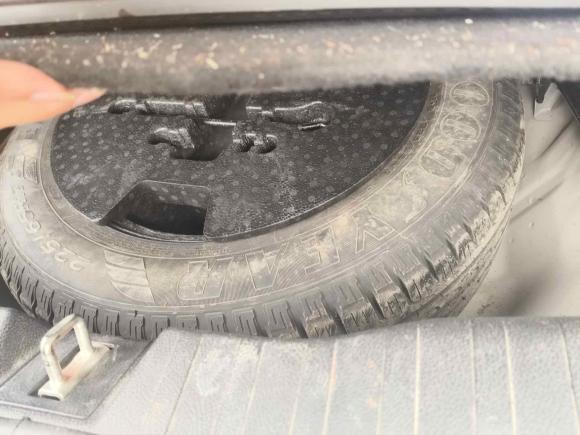 [武汉·鄂A] 二手哈弗哈弗H62017款 红标 运动版 1.5T 自动两驱豪华型