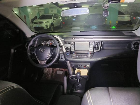 [广州·粤A] 二手丰田RAV4荣放2016款 2.0L CVT两驱舒适版 国V