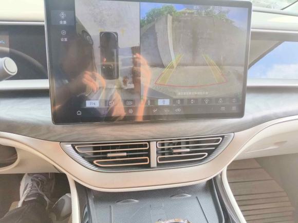 [上海·沪A] 二手腾势腾势D92023款 DM-i 945 公务版