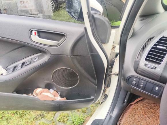 [上海·赣L] 二手起亚起亚K32016款 1.6L 自动GLS