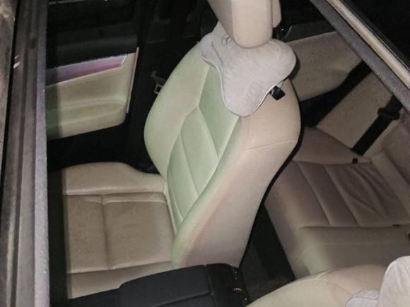 [西安·陕A] 二手奔驰奔驰C级2010款 C 200 CGI旅行版