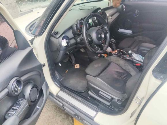 [台州·浙J] 二手MINIMINI2018款 1.5T COOPER 经典派 五门版