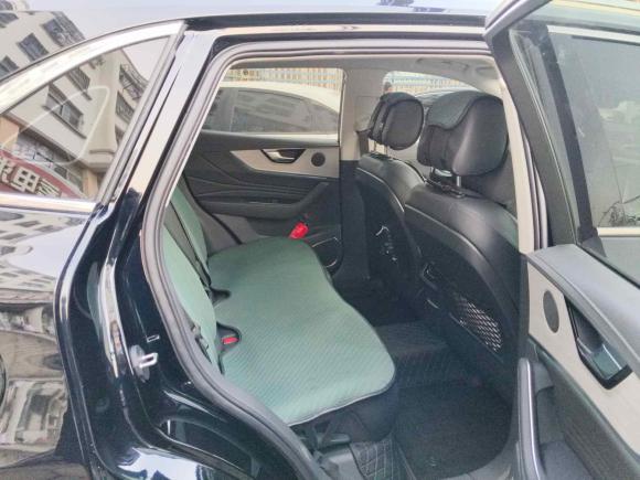 [青岛·鲁B] 二手红旗红旗HS52025款 2.0T 两驱旗享Pro版