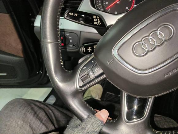 [上海·沪B] 二手奥迪奥迪A82016款 A8L 45 TFSI quattro豪华型