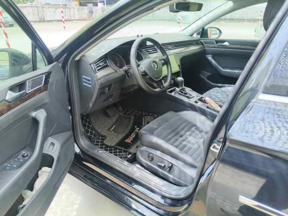 [广州·粤A] 二手大众迈腾2017款 330TSI DSG 豪华型
