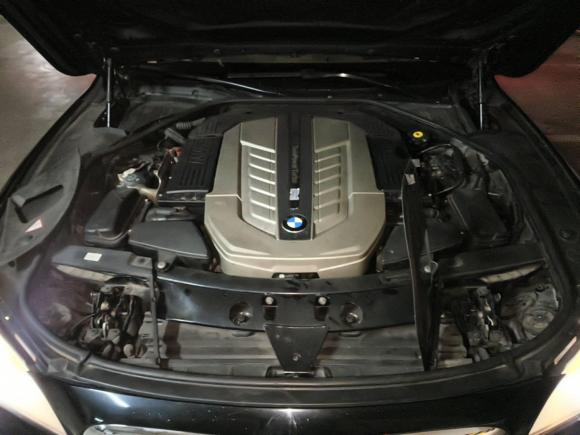 [成都·川A] 二手宝马宝马7系2010款 760Li