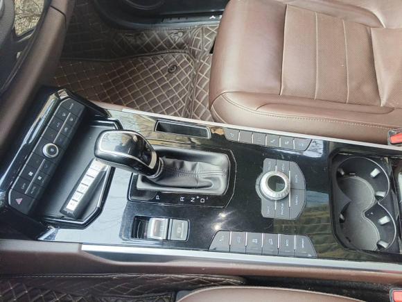 [成都·川A] 二手魏牌魏牌 VV72017款 2.0T 旗舰型