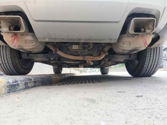 [西安·陕A] 二手奔腾奔腾X802015款 2.0L 自动豪华型