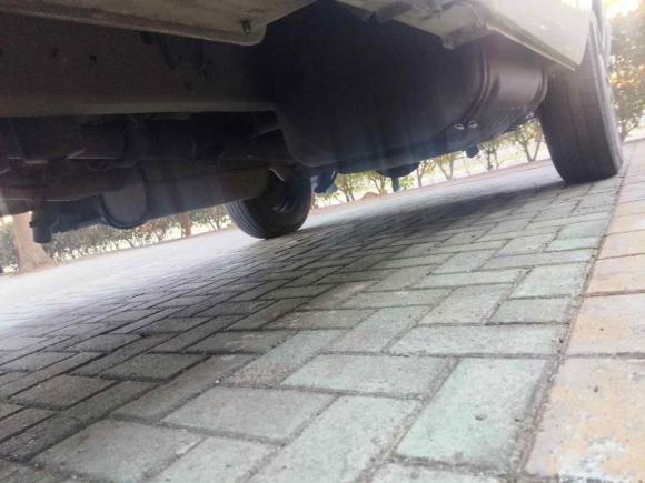 [南京·苏A] 二手依维柯依维柯得意2017款 2.8T V35箱货中顶3/6座43S5