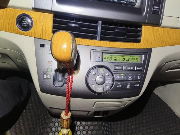 [深圳·粤B] 二手丰田普瑞维亚2007款 3.5L 7人座豪华型