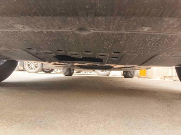 [上海·沪A] 二手哪吒汽车哪吒U2022款 哪吒U-Ⅱ 610 三元锂