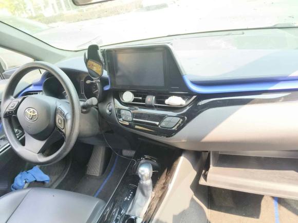 [上海·皖A] 二手丰田丰田C-HR2020款 2.0L 领先版