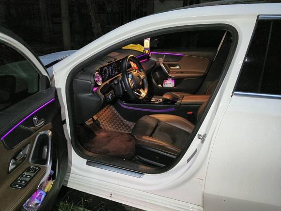 [合肥·皖A] 二手奔驰奔驰A级2020款 A 200 L 运动轿车