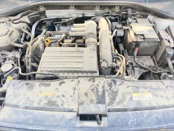 [济南·鲁A] 二手大众T-ROC探歌2022款 280TSI DSG两驱精英PLUS