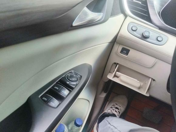 [嘉兴·浙F] 二手别克别克GL82020款 ES陆尊 653T 舒适型