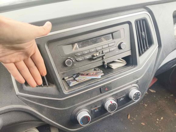 [义乌·浙G] 二手长安跨越跨越者D52021款 1.6L标准版双排栏板双后轮2850mm货箱DAM16KL