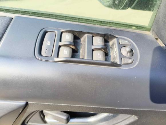 [武汉·鄂A] 二手路虎神行者22009款 3.2L