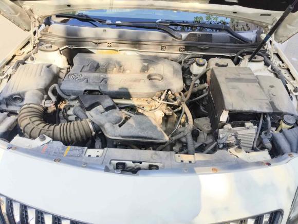 [上海·粤B] 二手别克君威2014款 2.0L 领先时尚型