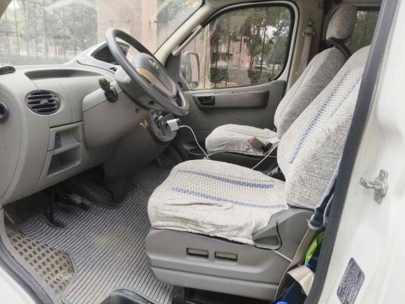 [上海·沪A] 二手大通新途V802015款 2.5T AMT傲运通版短轴中顶