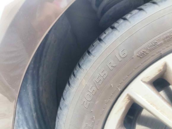 [上海·豫A] 二手大众朗行2013款 1.4TSI 手动舒适型