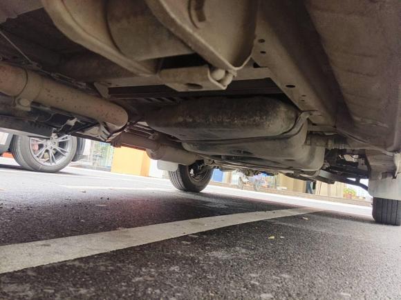 [嘉兴·浙F] 二手上汽大通MAXUS新途V802021款 2.0T 手动经典城配王短轴中顶3座