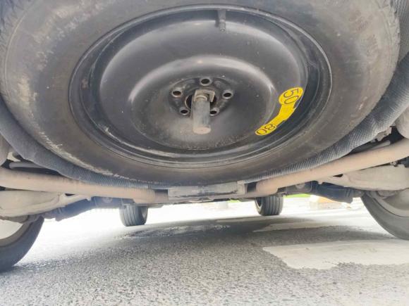 [广州·粤A] 二手路虎发现神行2016款 2.0T HSE