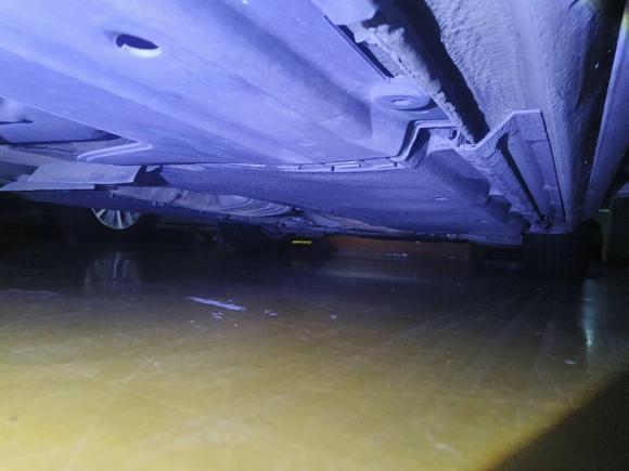 [深圳·粤B] 二手奥迪奥迪A4L2013款 35 TFSI 自动标准型