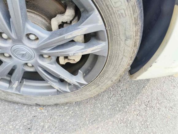 [深圳·川K] 二手长安逸动DT2019款 1.6L 手动舒享型 国VI