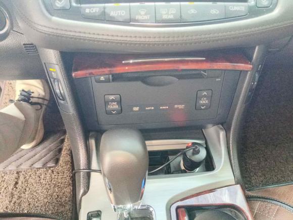 [武汉·鄂A] 二手丰田皇冠2012款 2.5L Royal Saloon尊贵版