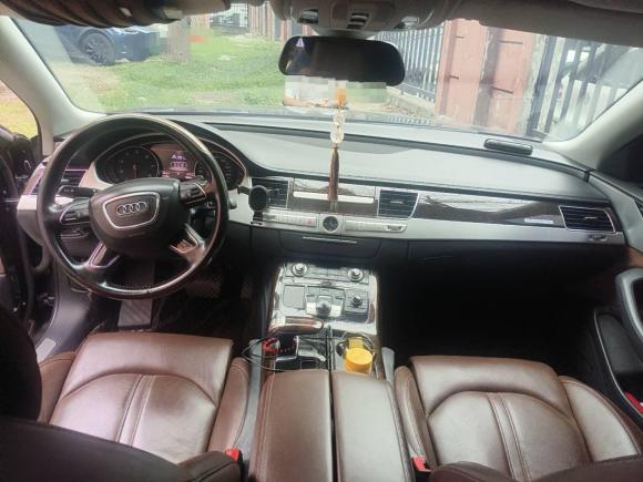 [武汉·鄂A] 二手奥迪奥迪A82014款 A8L 45 TFSI quattro豪华型