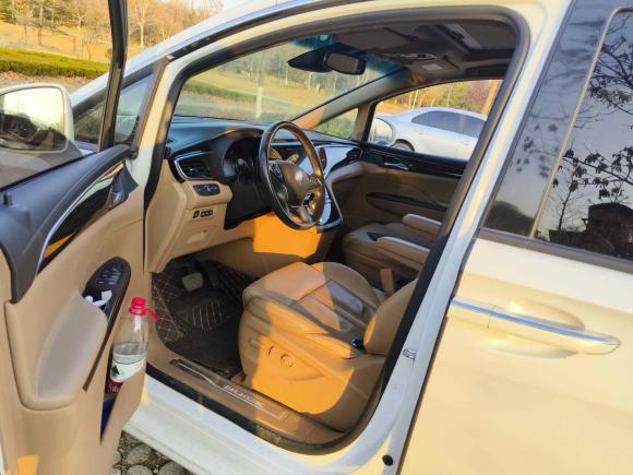 [青岛·鲁B] 二手别克别克GL82017款 ES 28T 旗舰型 国V