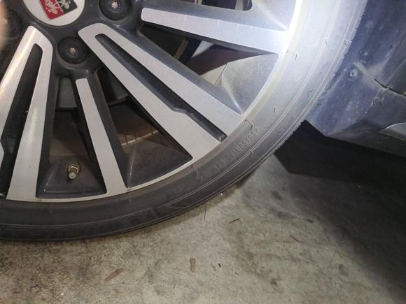 [上海·沪A] 二手荣威荣威RX5新能源2017款 eRX5 50T 混动互联尊荣旗舰版