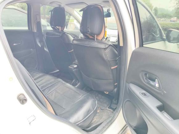 [南京·苏L] 二手本田缤智2015款 1.5L CVT两驱舒适型
