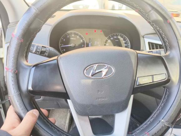 [西安·陕A] 二手现代北京现代ix252015款 1.6L 自动两驱智能型GLS