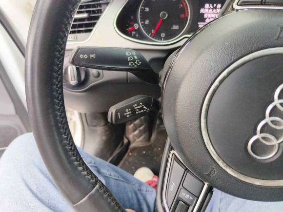 [上海·沪E] 二手奥迪奥迪A4L2013款 35 TFSI 自动标准型