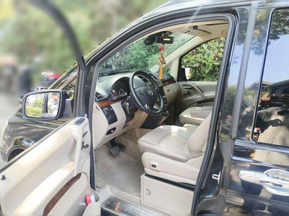 [上海·沪A] 二手奔驰唯雅诺2013款 3.0L 领航版