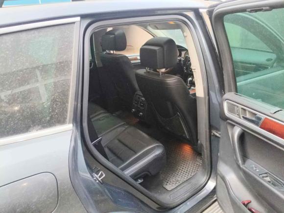 [宁波·浙B] 二手大众途锐2011款 3.0TSI 豪华型