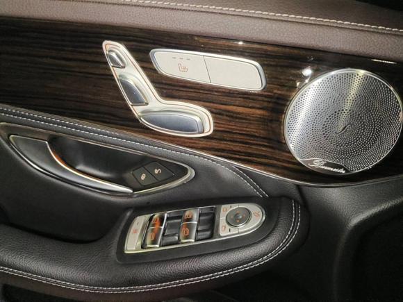 [深圳·粤B] 二手奔驰奔驰GLC2018款 GLC 260 4MATIC 动感型