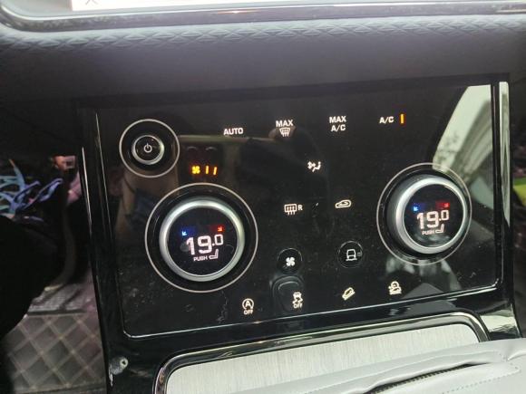 [广州·浙A] 二手路虎揽胜极光2021款 极光L 249PS R-Dynamic S 性能版