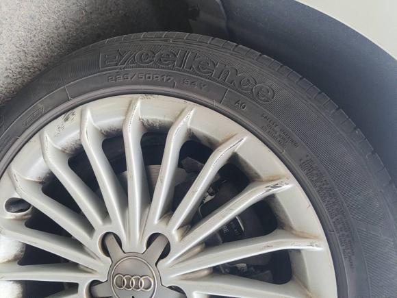 [上海·沪B] 二手奥迪奥迪A4L2013款 35 TFSI 自动技术型