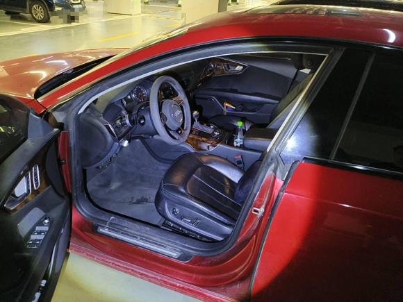 [上海·沪B] 二手奥迪奥迪A72012款 3.0TFSI quattro舒适型
