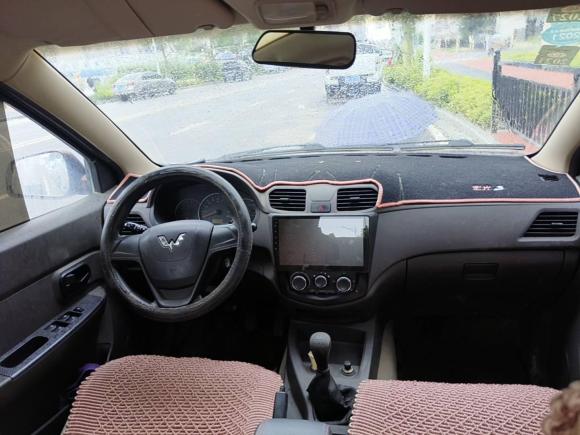 [广州·皖S] 二手五菱汽车五菱宏光2018款 1.5L 经典款S标准型