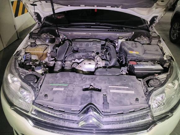 [成都·川A] 二手雪铁龙雪铁龙C52014款 1.6T 自动尊享型