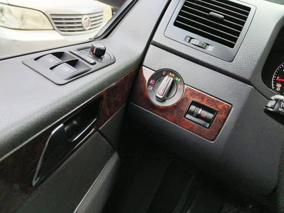 [上海·沪G] 二手大众迈特威2012款 2.0TSI 两驱豪华版