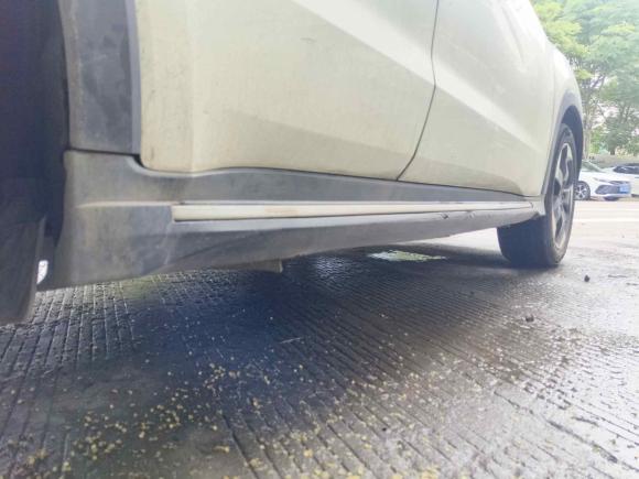 [台州·浙J] 二手本田缤智2015款 1.8L CVT两驱豪华型