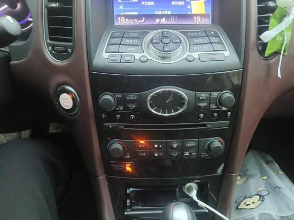 [上海·沪A] 二手英菲尼迪英菲尼迪QX502015款 2.5L 悦享版