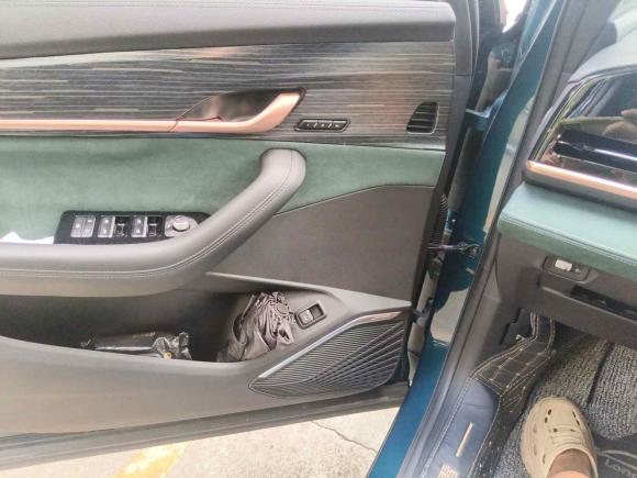 [上海·苏U] 二手吉利汽车星越L2021款 2.0TD DCT EVO两驱智尊型