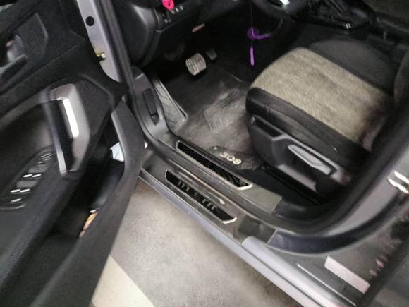 [苏州·苏E] 二手标致标致3082018款 1.6L 自动豪华版