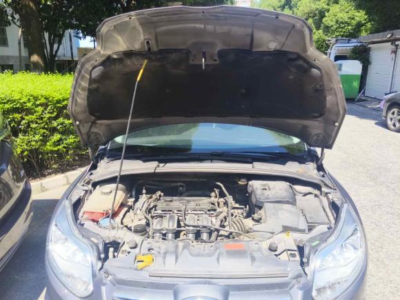 [杭州·浙A] 二手福特福克斯2012款 三厢 1.6L 自动风尚型